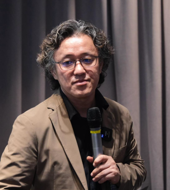 逄励，5BOT 设计者